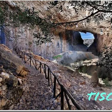 Residenza Di Campagna Dolmen Motorra