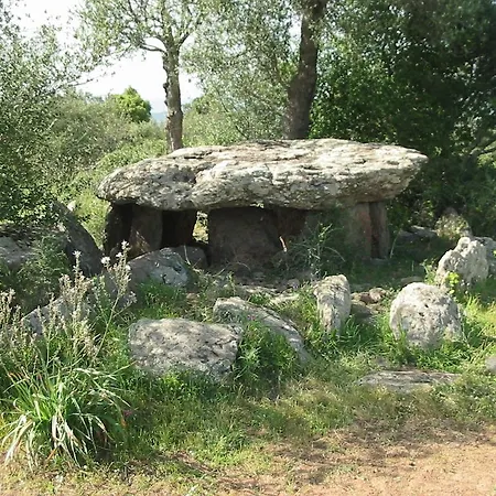 Residenza Di Campagna Dolmen Motorra دورغالي