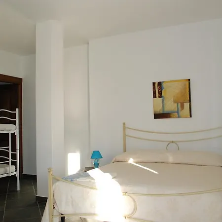Residenza Di Campagna Dolmen Motorra Летний дом Доргали